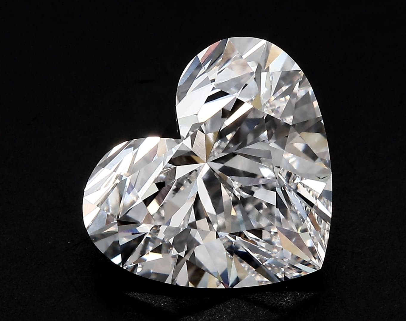 8.1ct | Heart | E | VVS2 | Ideal