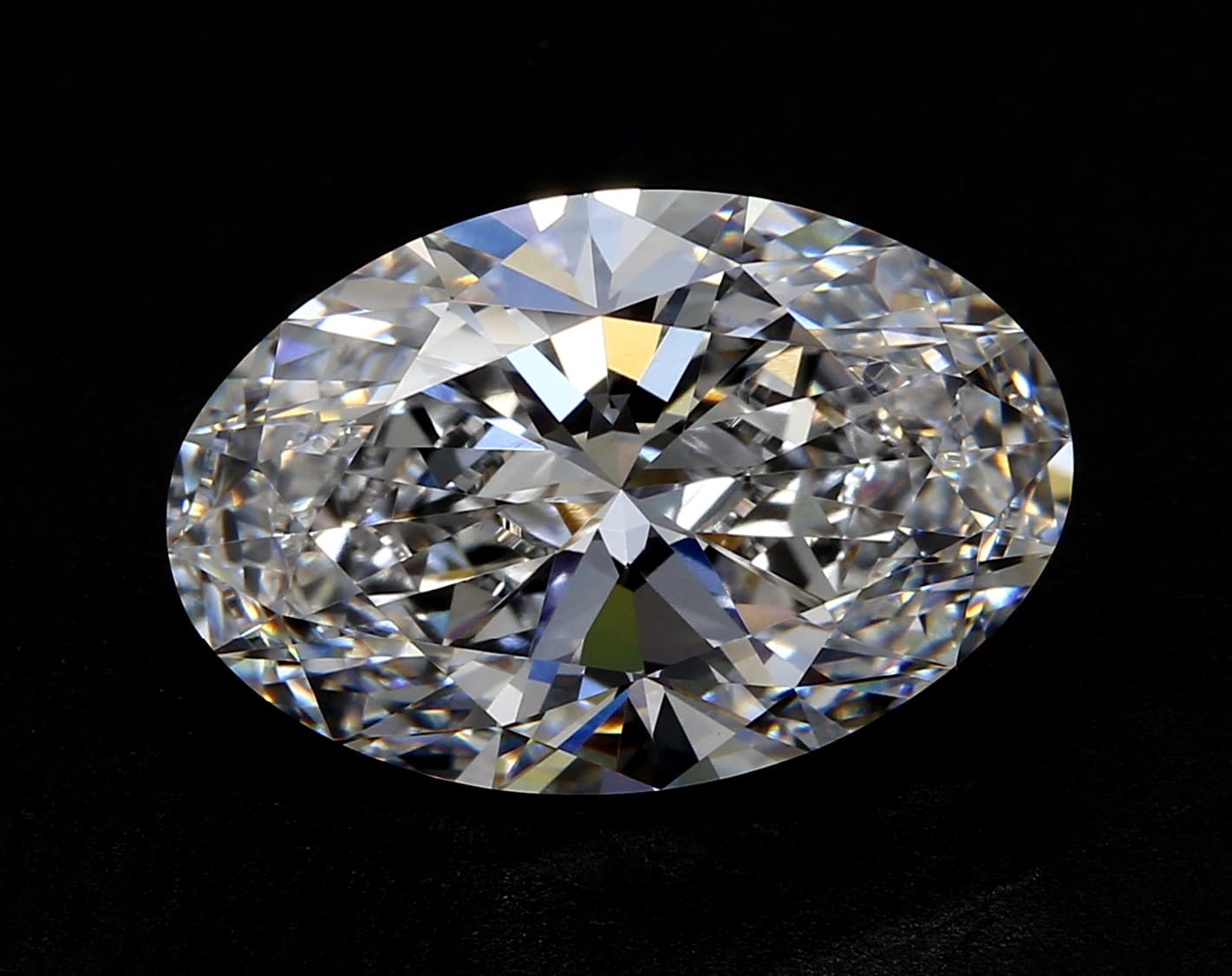 IGI | 12.53ct | Oval | F | VVS2 | Excellent