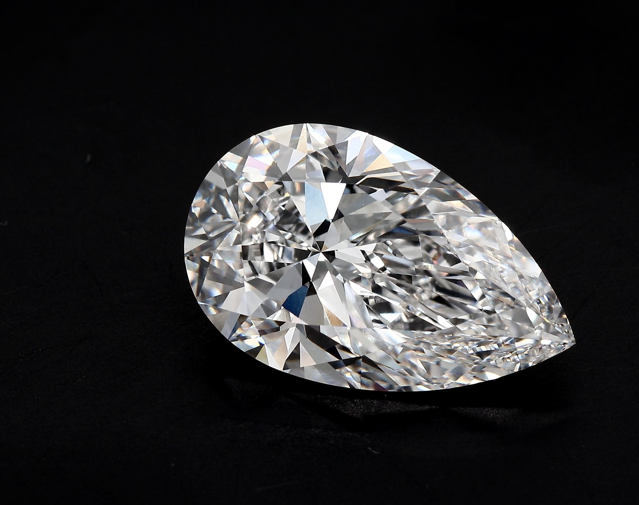 2.5ct | Pear | E | VS1 | Ideal