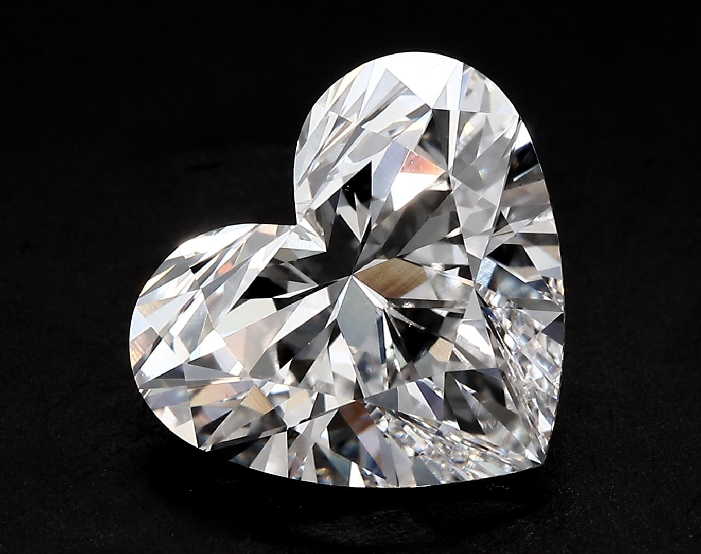 5.05ct | Heart | F | VVS2 | Ideal