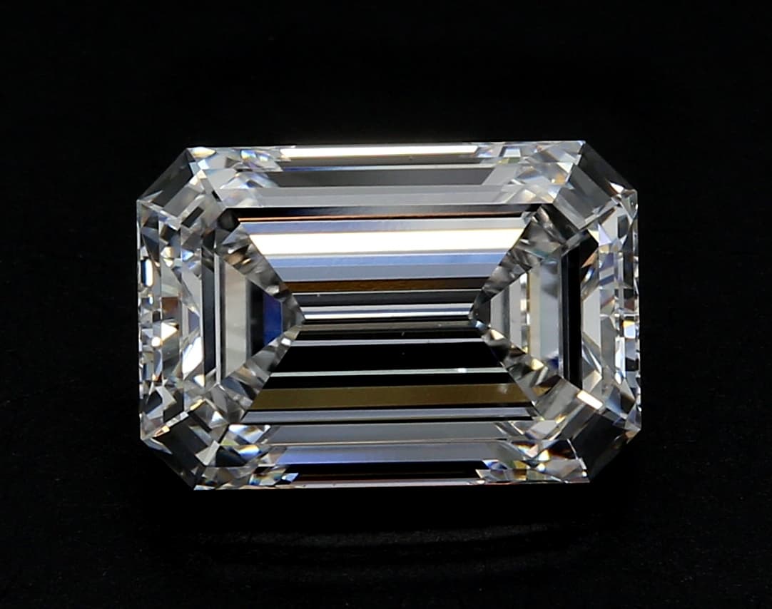 5.86ct | Emerald | F | VS1 | Excellent