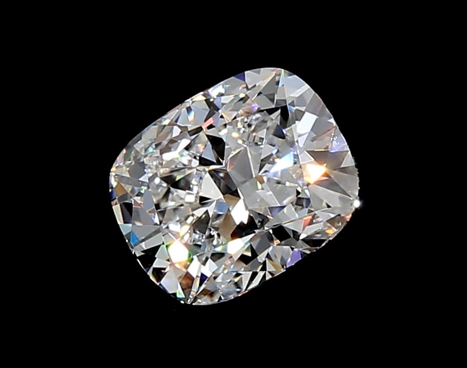 5.57ct | Cushion | E | VS1 | Very Good