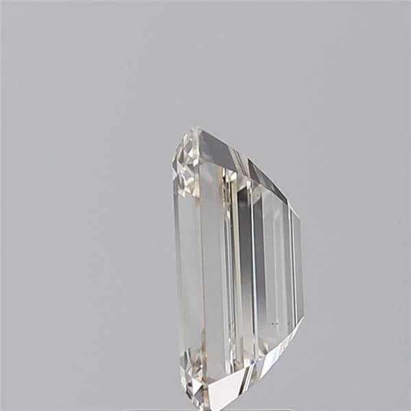 GIA | 2.7ct | Emerald | L | VS2 | Excellent