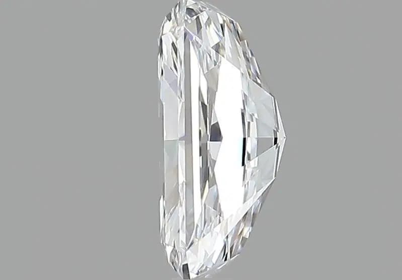 GIA | 2.22ct | Radiant | E | VS2 | Excellent