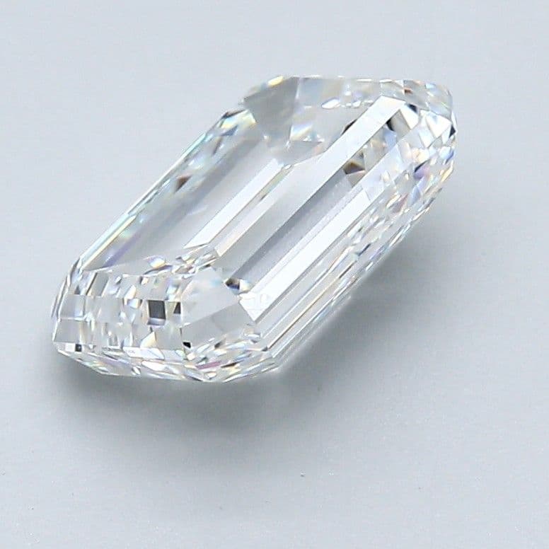 GIA | 2.44ct | Emerald | F | VS1 | Excellent