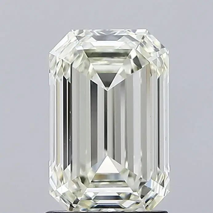 GIA | 2ct | Emerald | L | SI1 | Excellent