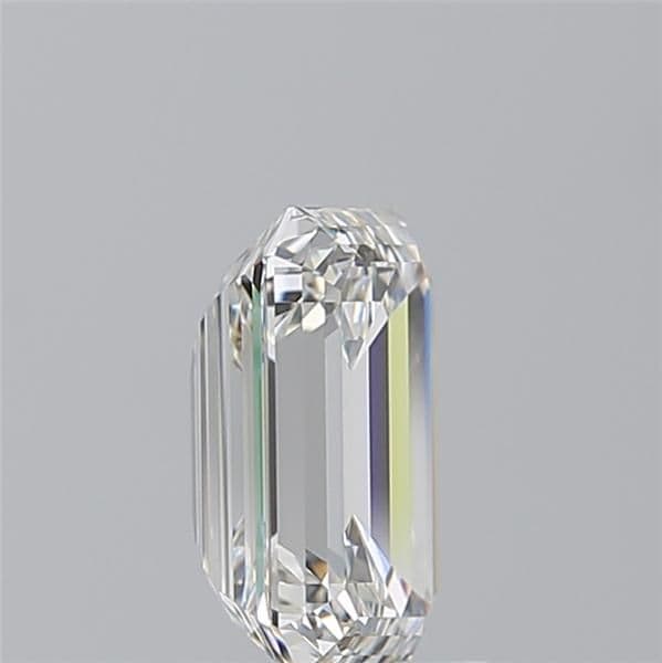 2.6ct | Emerald | G | IF | Excellent