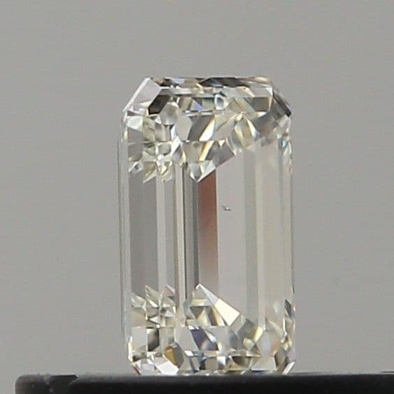 GIA | 0.31ct | Emerald | J | VS2 | Excellent