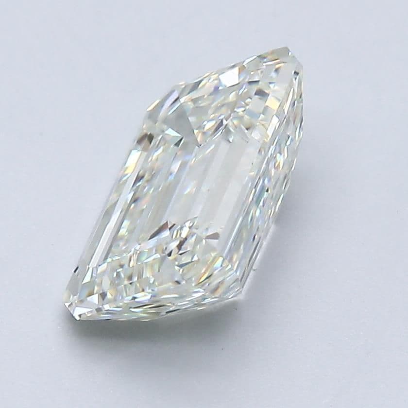 GIA | 2.27ct | Emerald | J | VS1 | Excellent