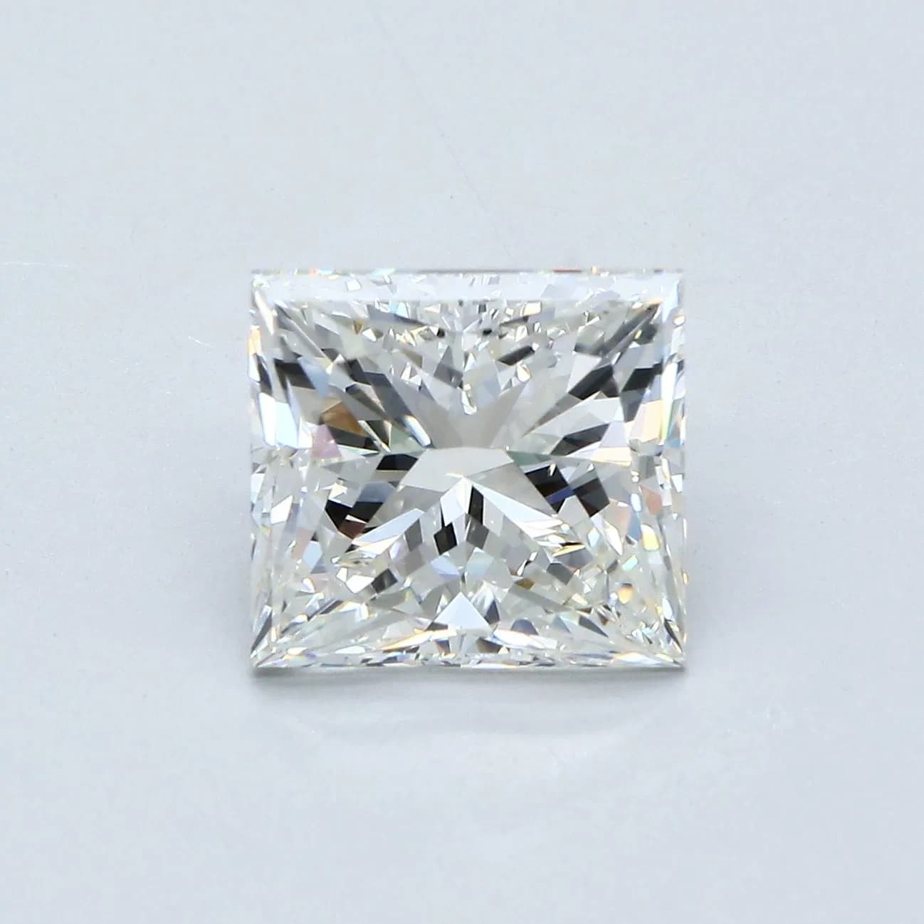 3.6ct | Pear | J | VS2 | Excellent