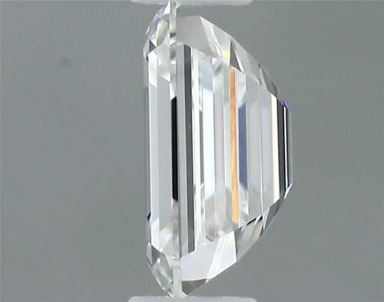 0.3ct | Emerald | E | VVS2 | Excellent