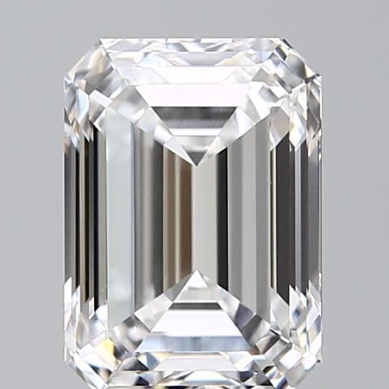 GIA | 2.8ct | Emerald | E | VS1 | Excellent