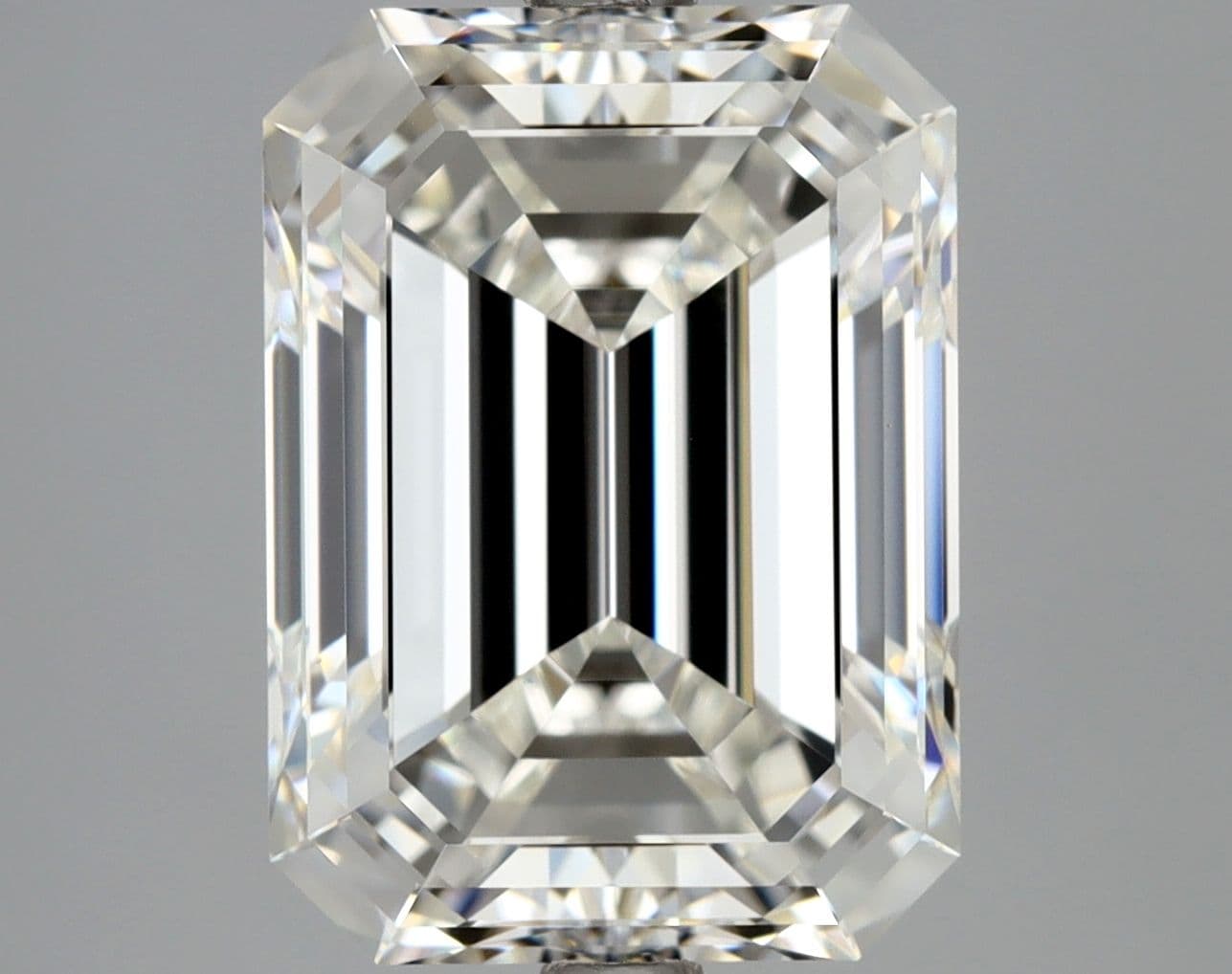 GIA | 4.01ct | Emerald | H | VS1 | Excellent