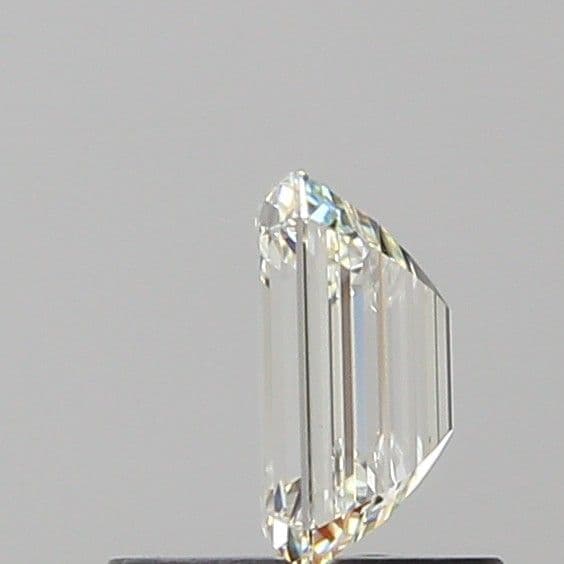 GIA | 0.7ct | Emerald | L | VVS2 | Excellent