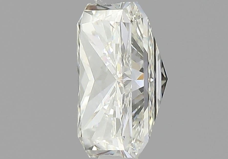 GIA | 2.22ct | Radiant | I | VVS2 | Excellent
