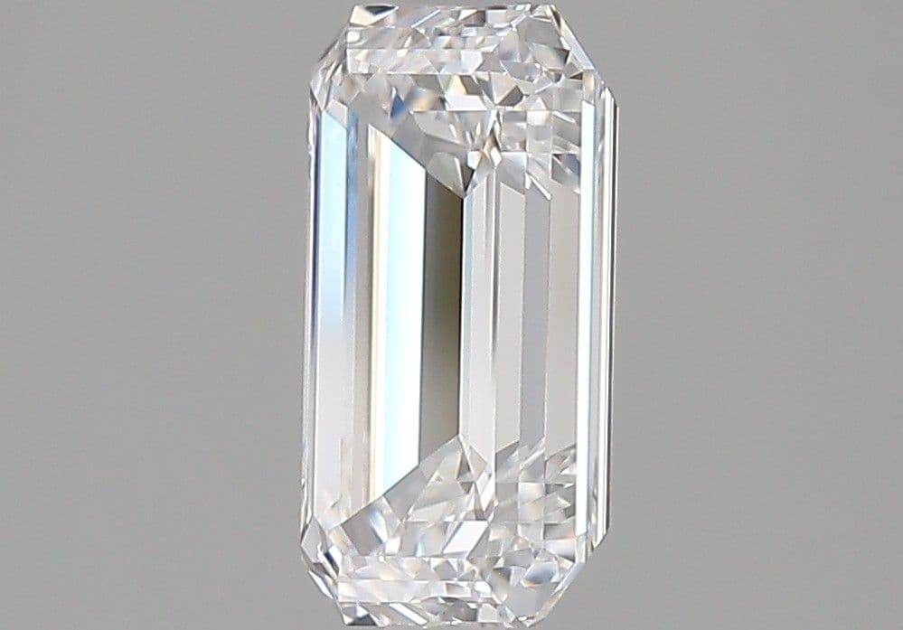 2.57ct | Emerald | D | VS1 | Excellent