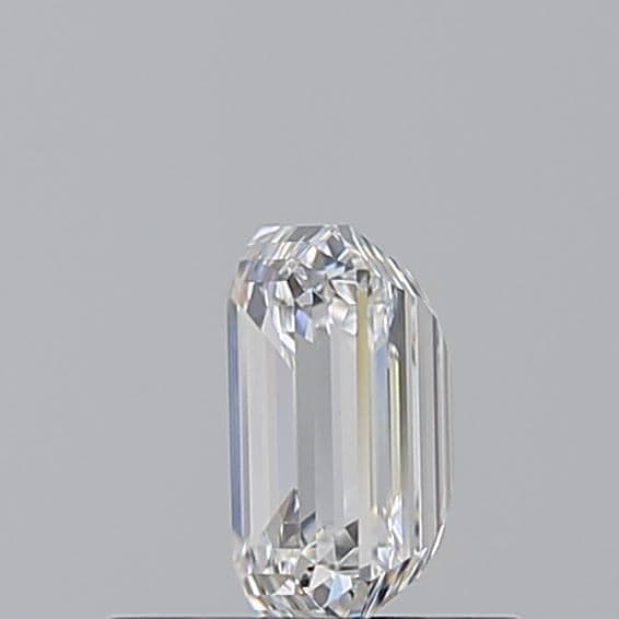 0.67ct | Emerald | D | VS1 | Excellent