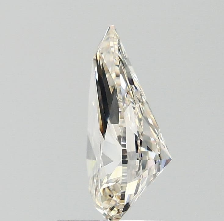 GIA | 1.62ct | Pear | L | VS2 | Excellent