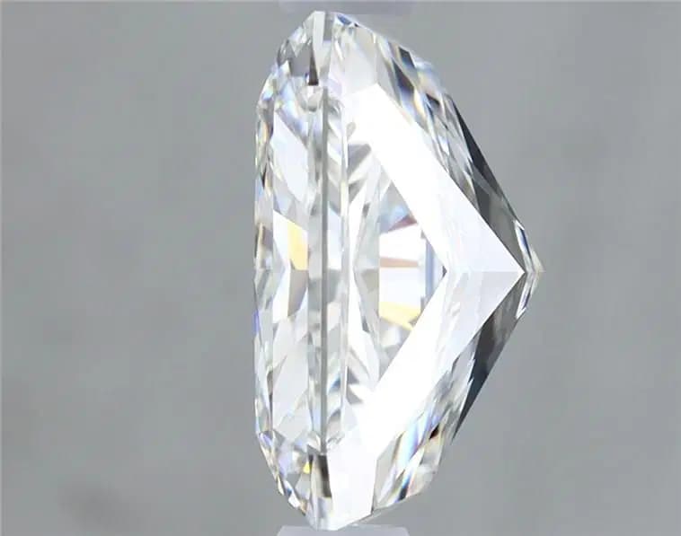 1.79ct | Radiant | G | VVS2 | Excellent