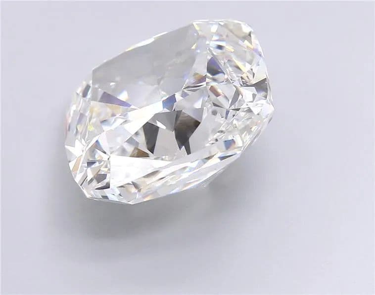 7.45ct | Cushion | E | VS1 | Ideal