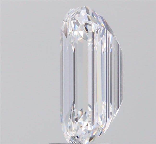 IGI | 5.79ct | Emerald | D | VVS2 | Very Good