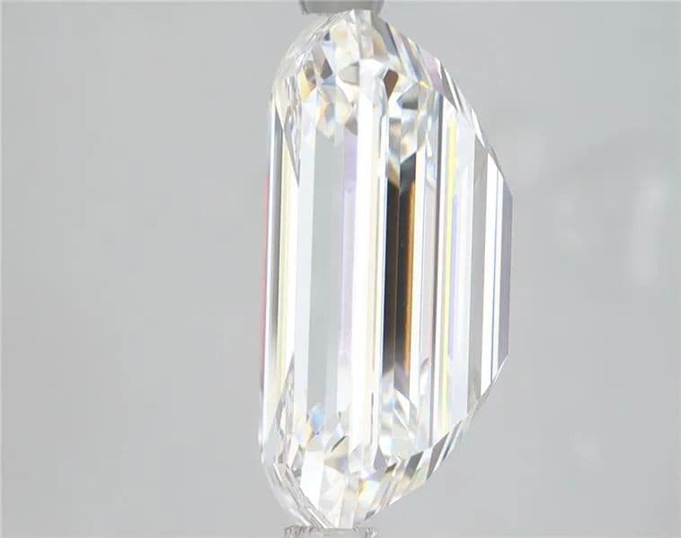 6.89ct | Emerald | E | VVS2 | Ideal