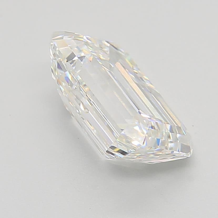 IGI | 5.14ct | Emerald | F | VVS2 | Very Good