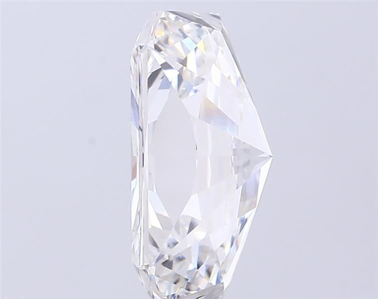 IGI | 5.71ct | Radiant | E | IF | Ideal