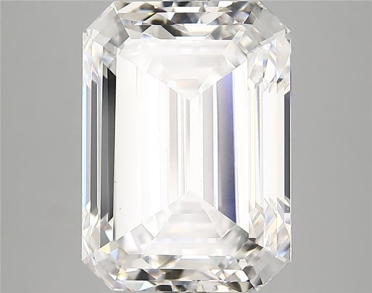 6.67ct | Emerald | E | VS1 | Very Good