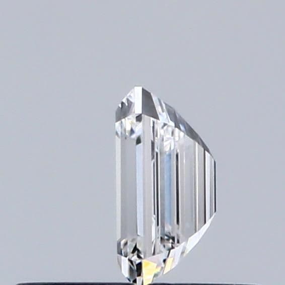 0.36ct | Emerald | D | VVS2 | Excellent