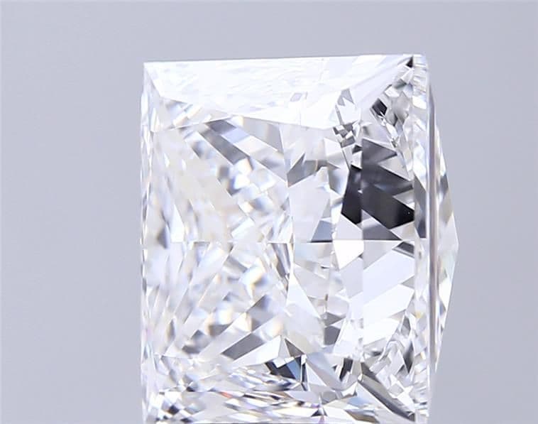 IGI | 6.07ct | Princess | E | VS2 | Very Good