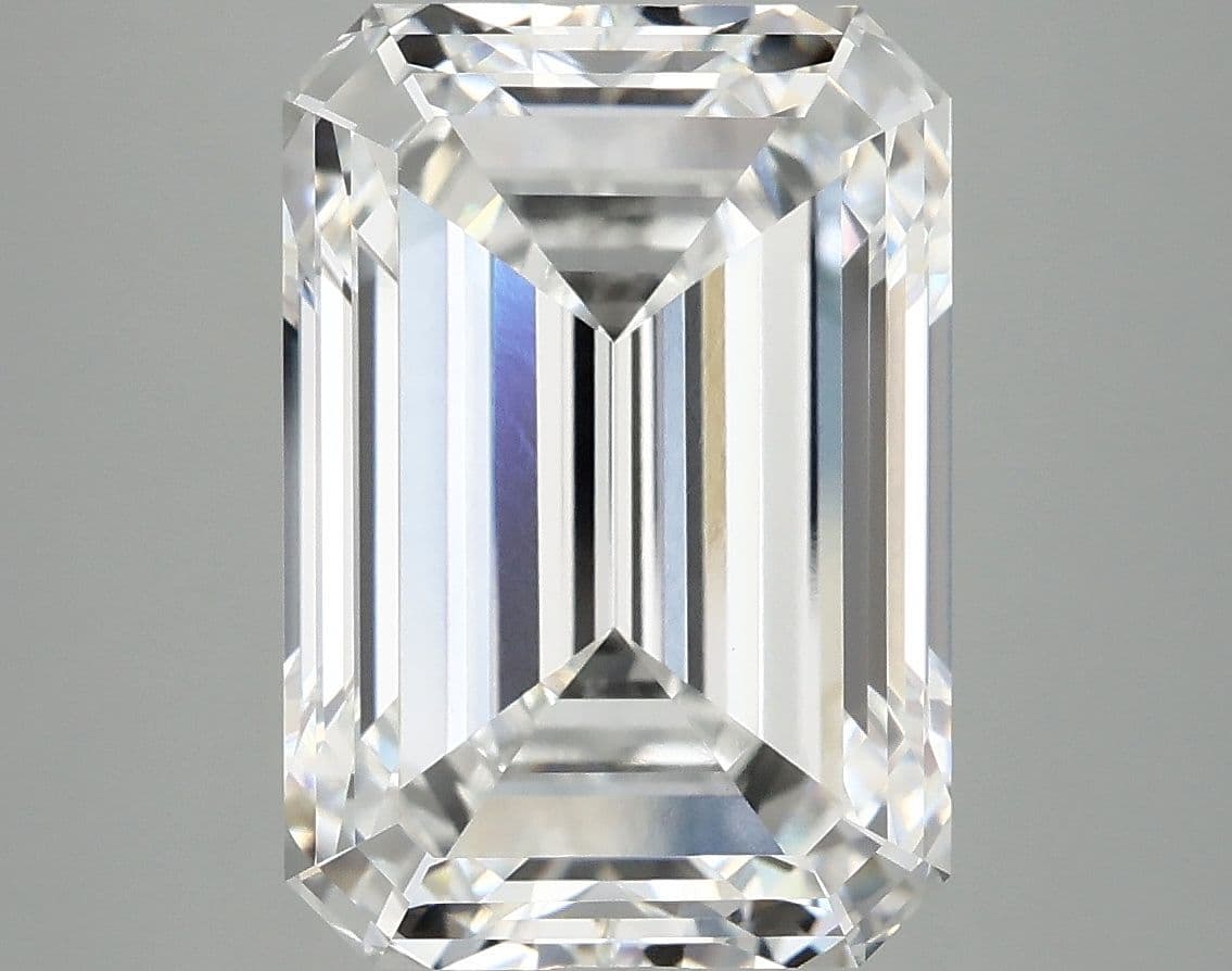 IGI | 7.54ct | Emerald | E | VVS2 | Ideal