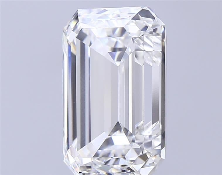 IGI | 7.04ct | Emerald | F | VVS2 | Very Good