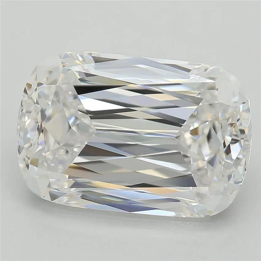 4.35ct | Radiant | E | VVS1 | Excellent