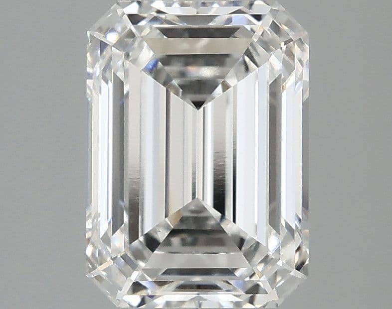 IGI | 2.43ct | Emerald | E | VS1 | Excellent