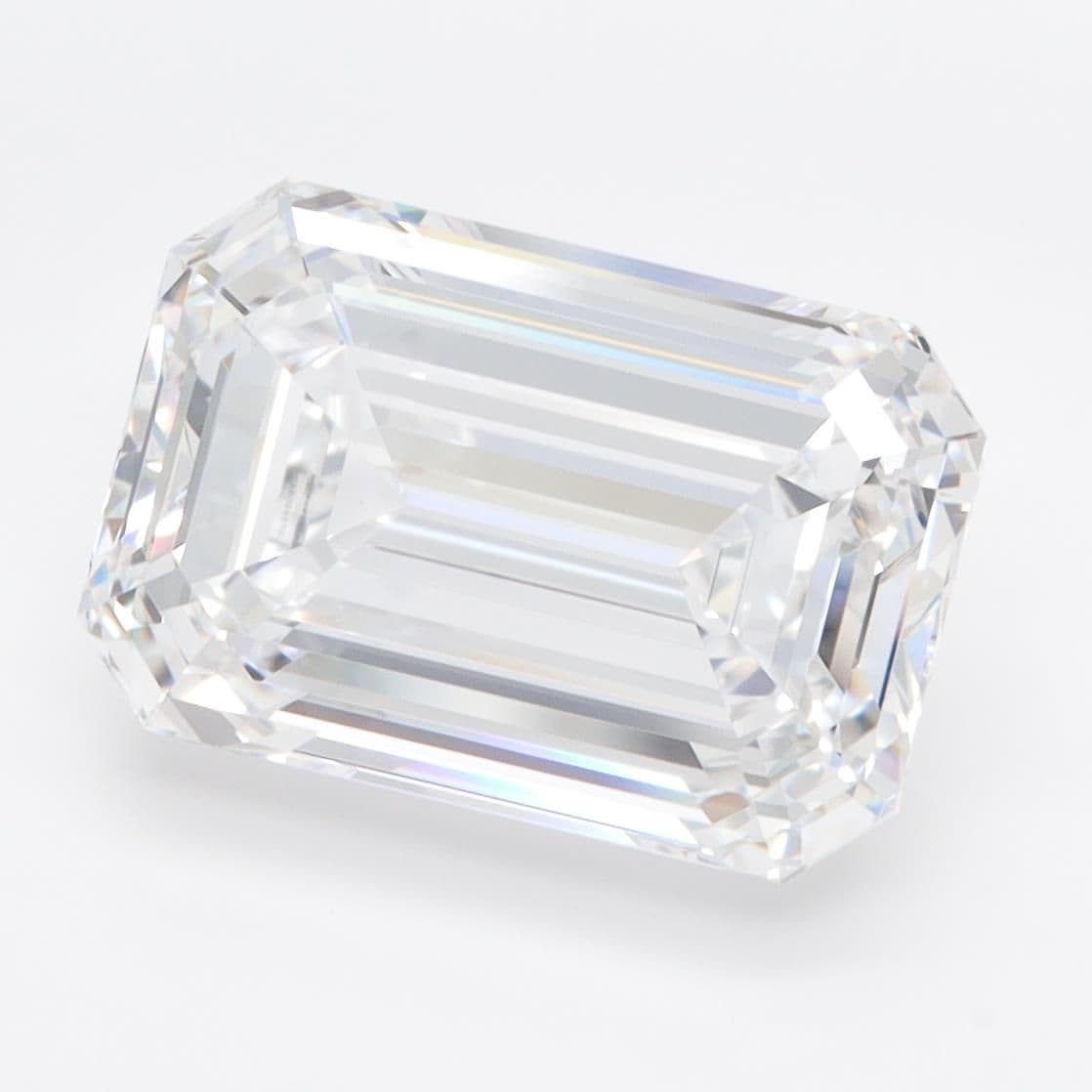 IGI | 5.34ct | Emerald | D | IF | Very Good