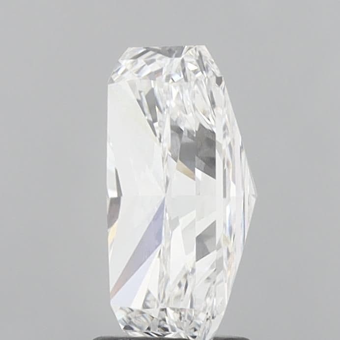 3.07ct | Radiant | D | VVS1 | Very Good