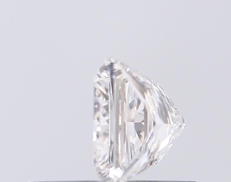 0.56ct | Princess | D | SI1 | Ideal