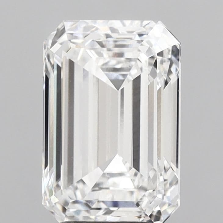 4.05ct | Emerald | D | VS1 | Very Good