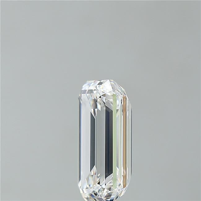 IGI | 5.55ct | Emerald | E | VS1 | Very Good