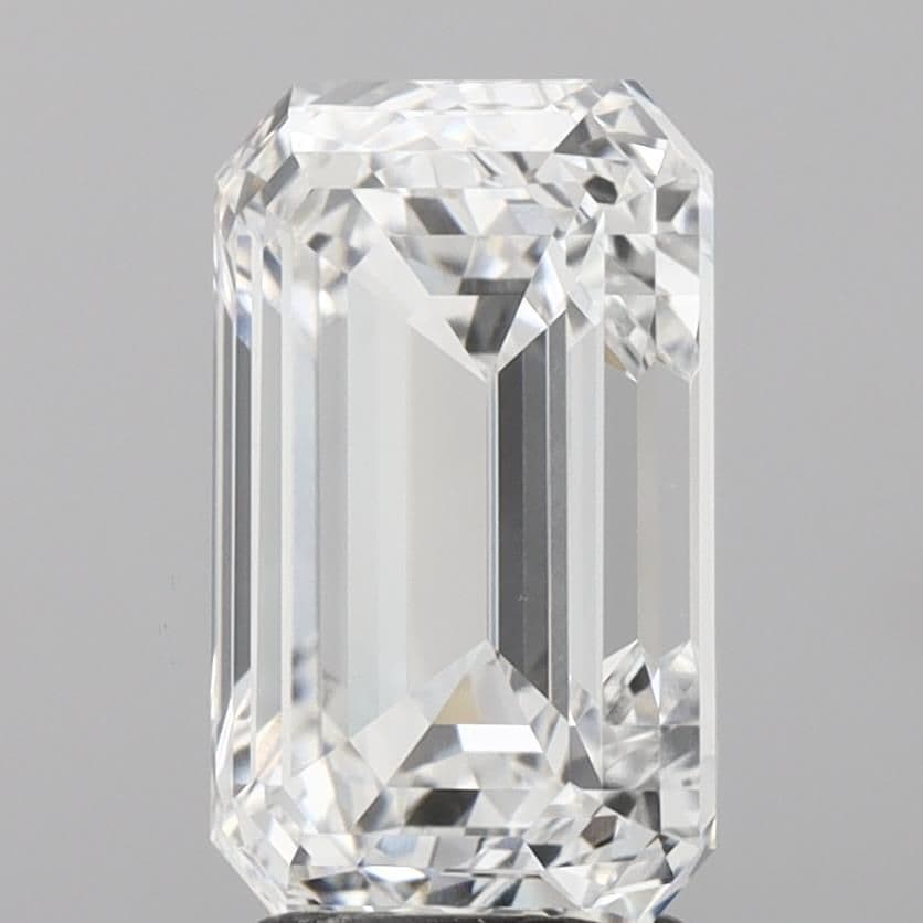 IGI | 4.21ct | Emerald | D | VVS2 | Very Good