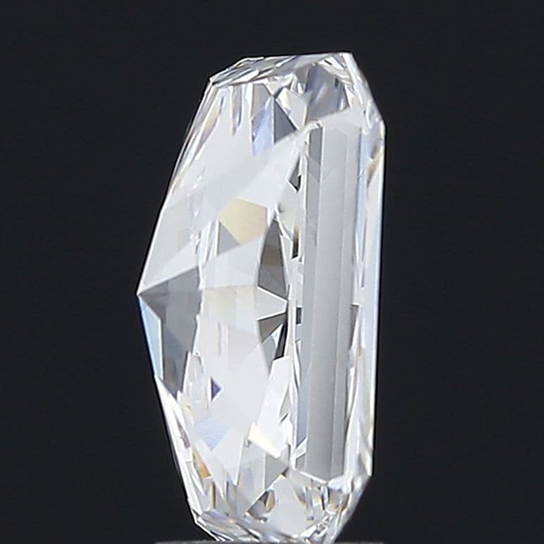 IGI | 5.52ct | Radiant | E | VVS2 | Very Good
