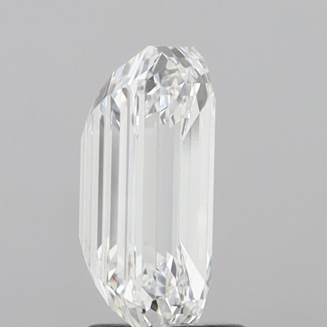 IGI | 2.73ct | Emerald | D | VVS2 | Very Good
