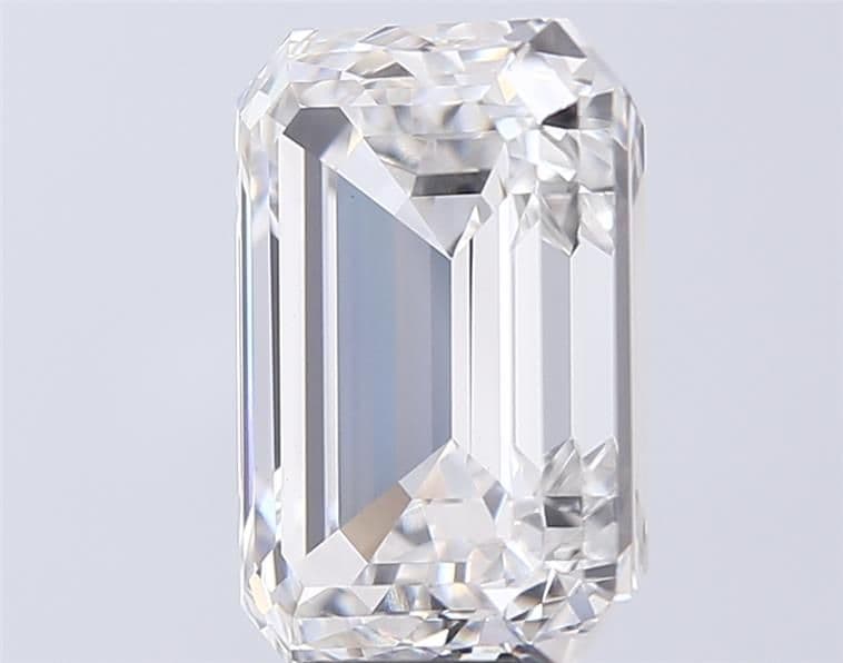 IGI | 7.02ct | Emerald | F | VVS2 | Very Good