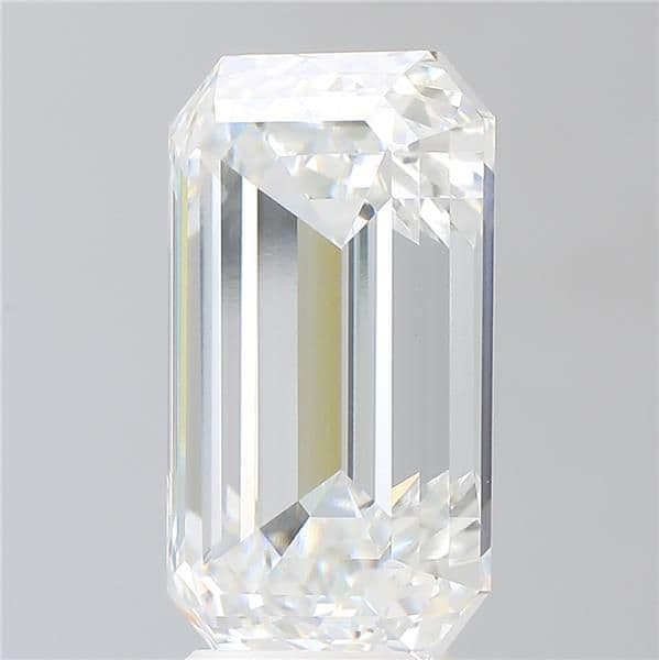 IGI | 5.62ct | Emerald | E | VVS2 | Very Good