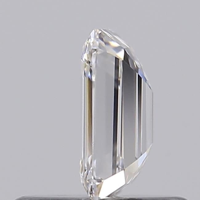 IGI | 0.46ct | Emerald | E | VS1 | Very Good