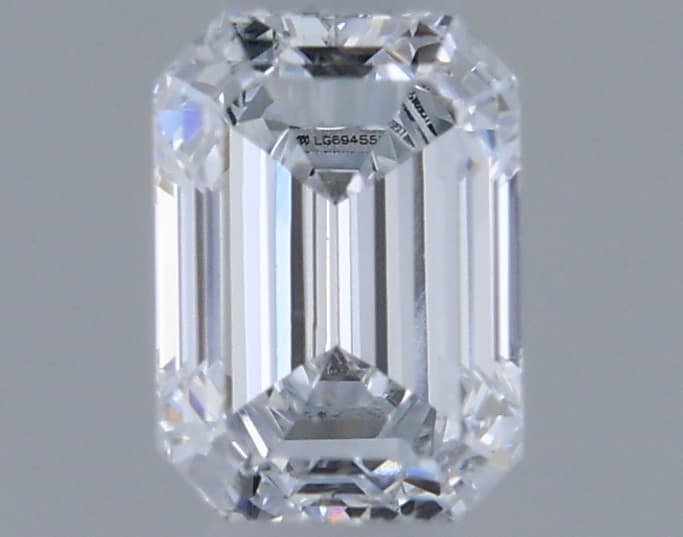 0.27ct | Emerald | E | VS1 | Very Good