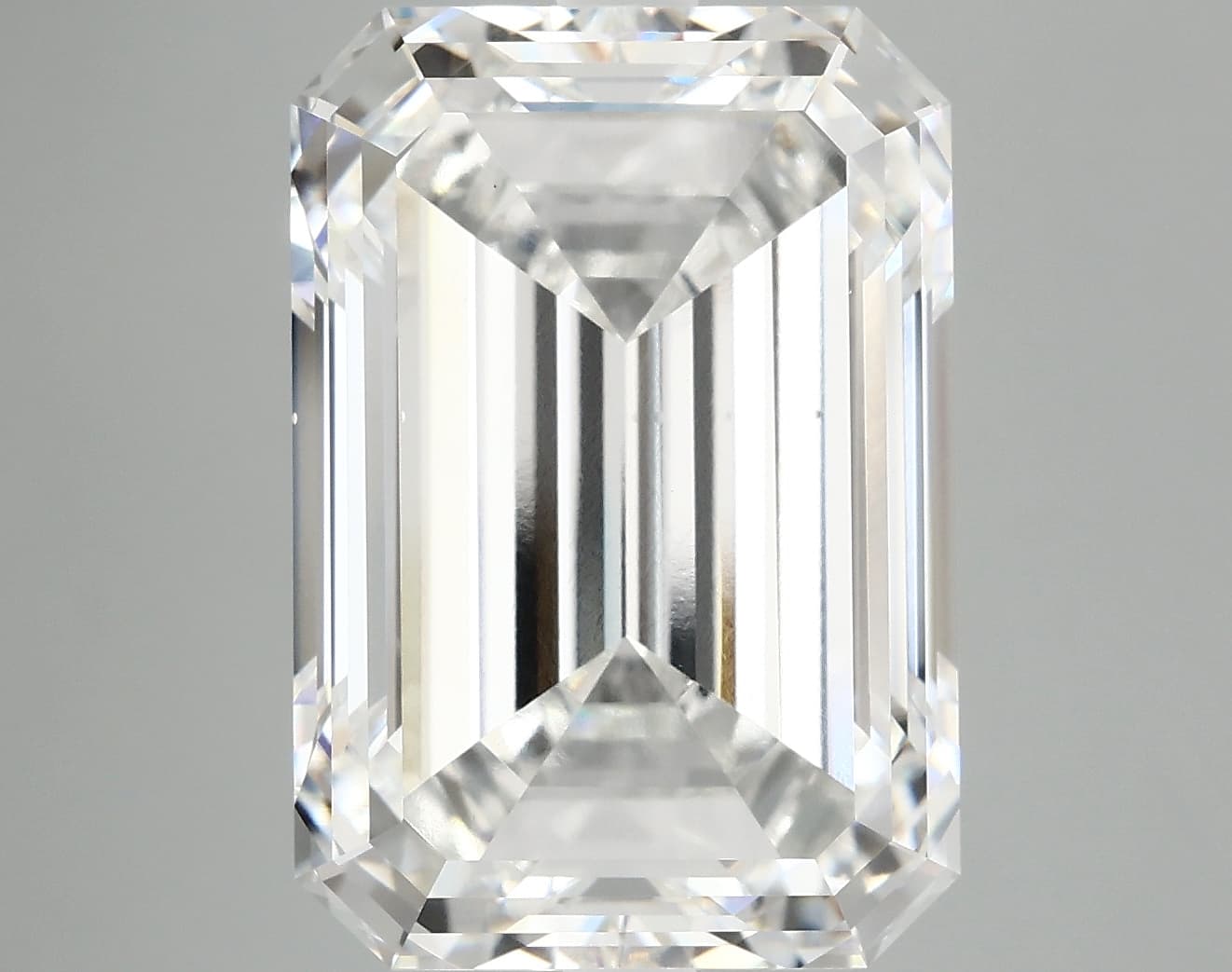 IGI | 10.44ct | Emerald | F | VS1 | Ideal