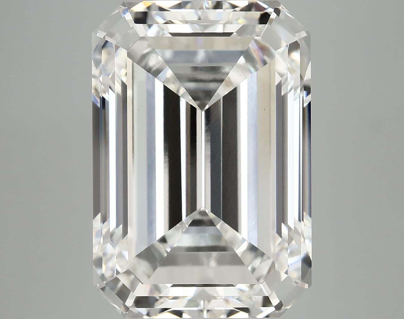 IGI | 10.62ct | Emerald | G | VS1 | Ideal