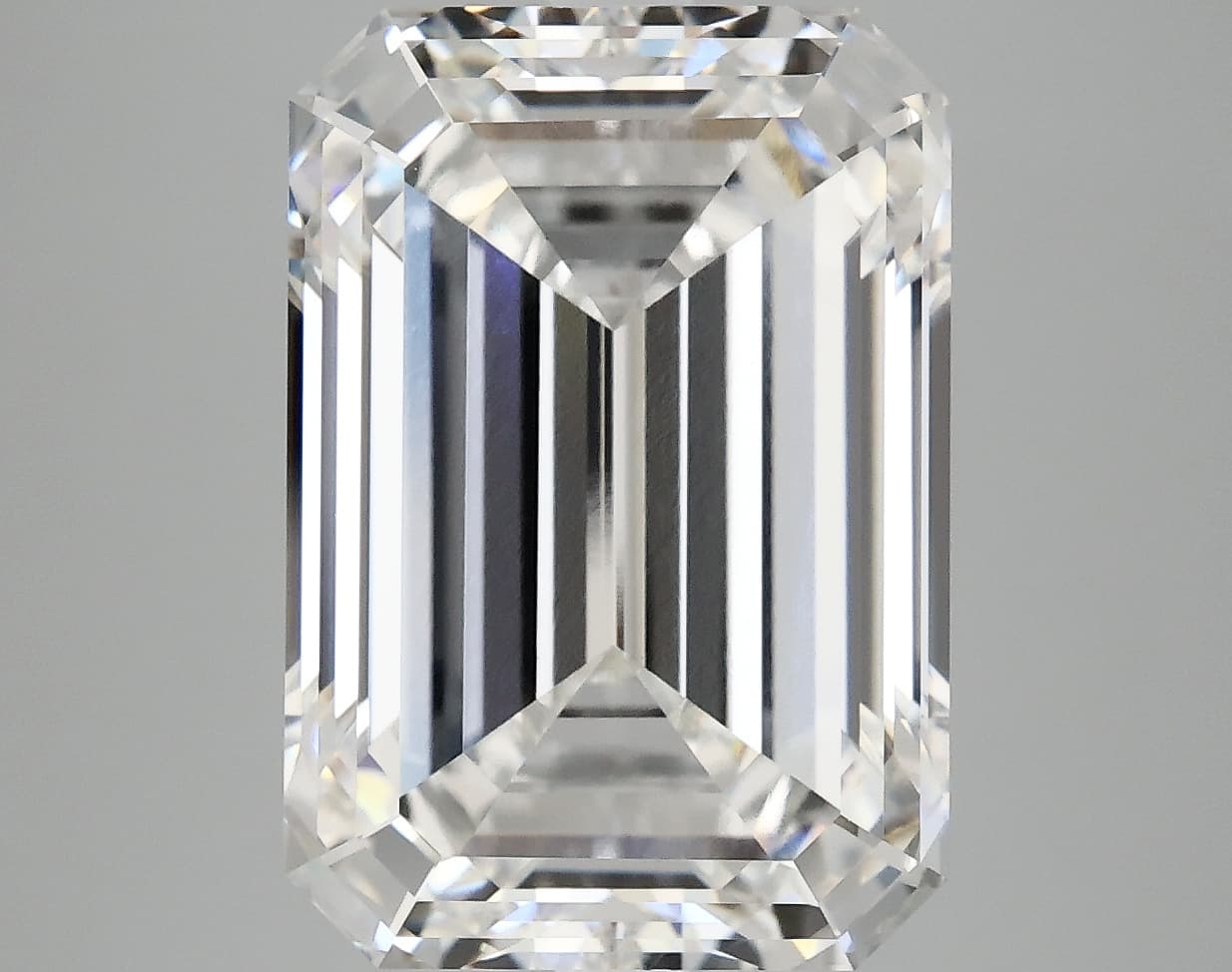 IGI | 8.21ct | Emerald | F | VVS2 | Ideal